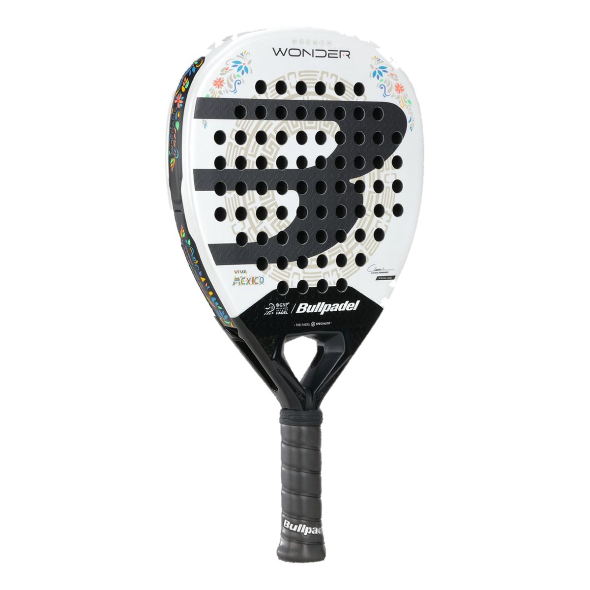 Bullpadel Wonder Mexico Padel Racket 26 - angle view