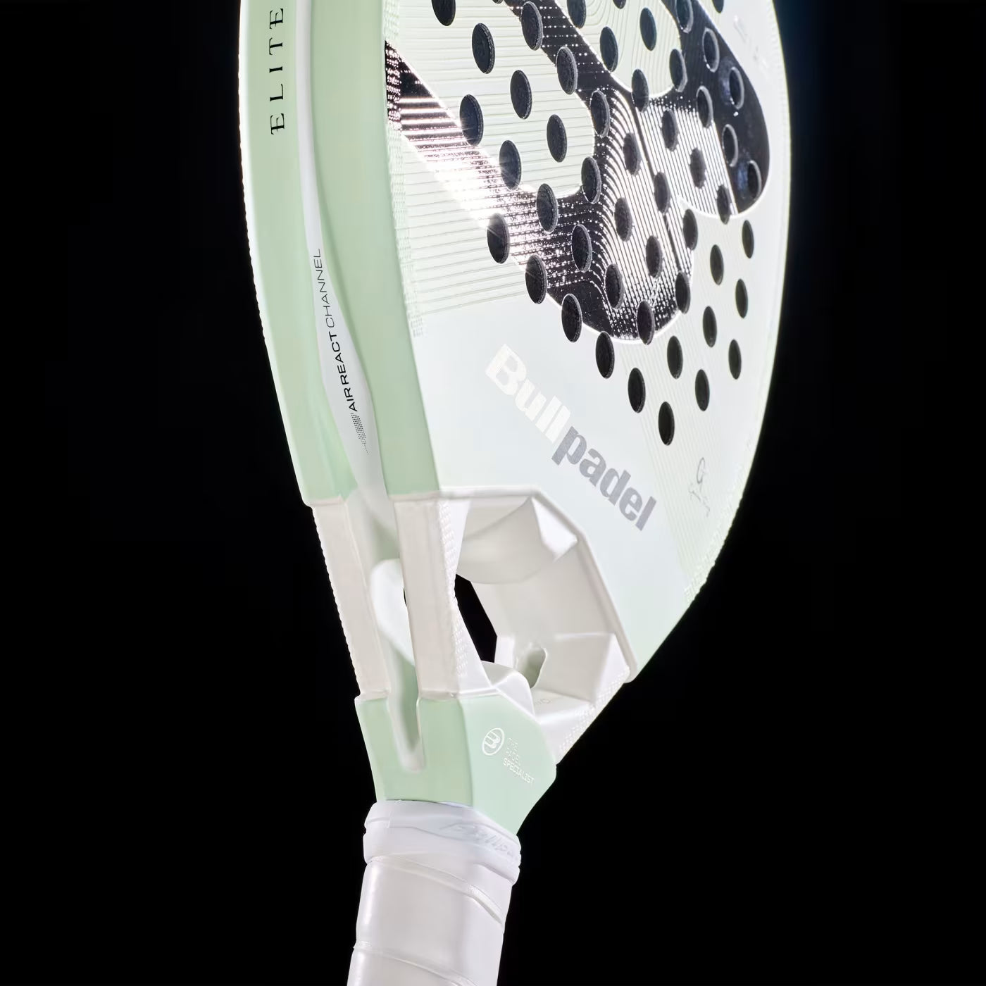 Bullpadel Elite 02 Padel Racket 27 - detail 2