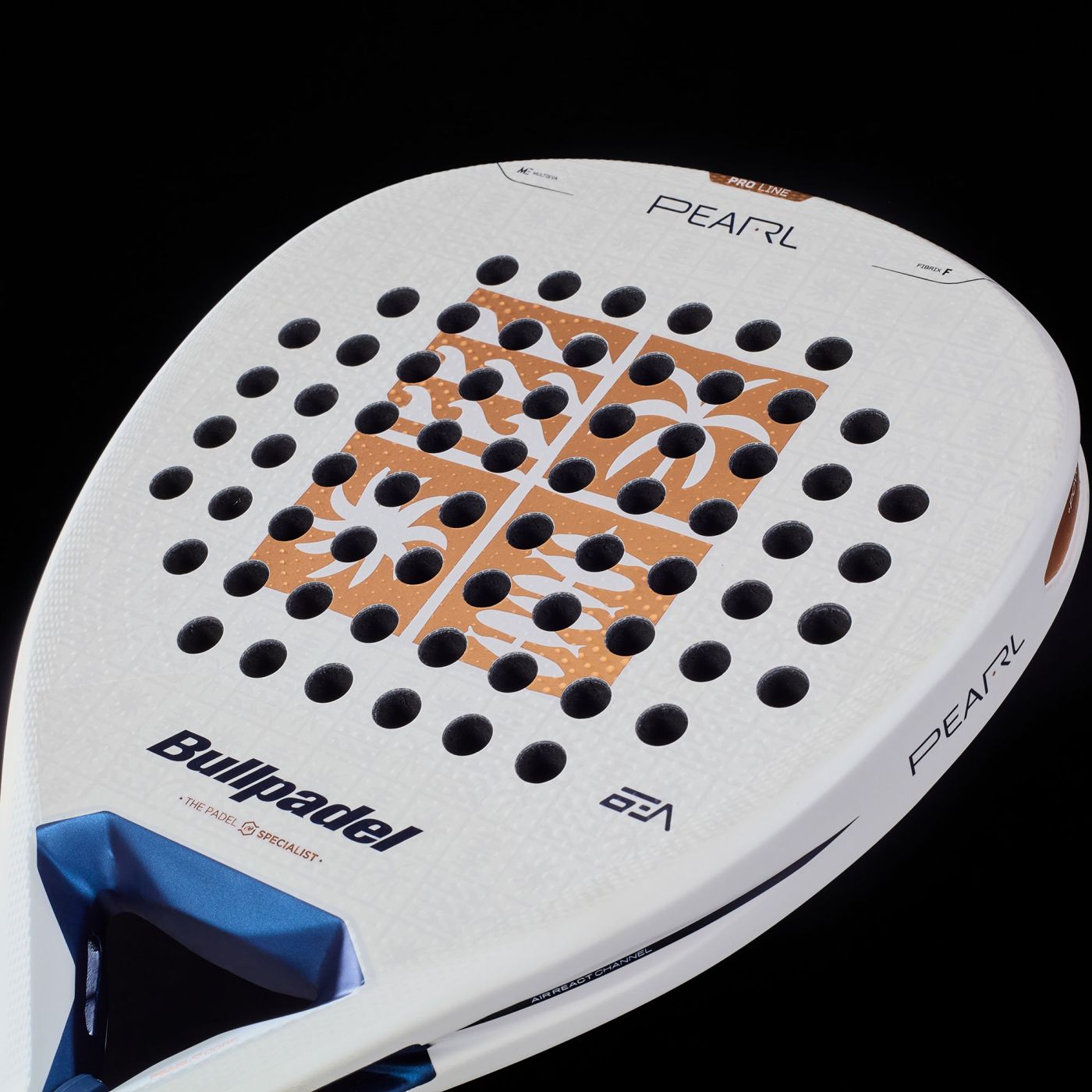 Bullpadel Pearl Padel Racket 27 - Bea González