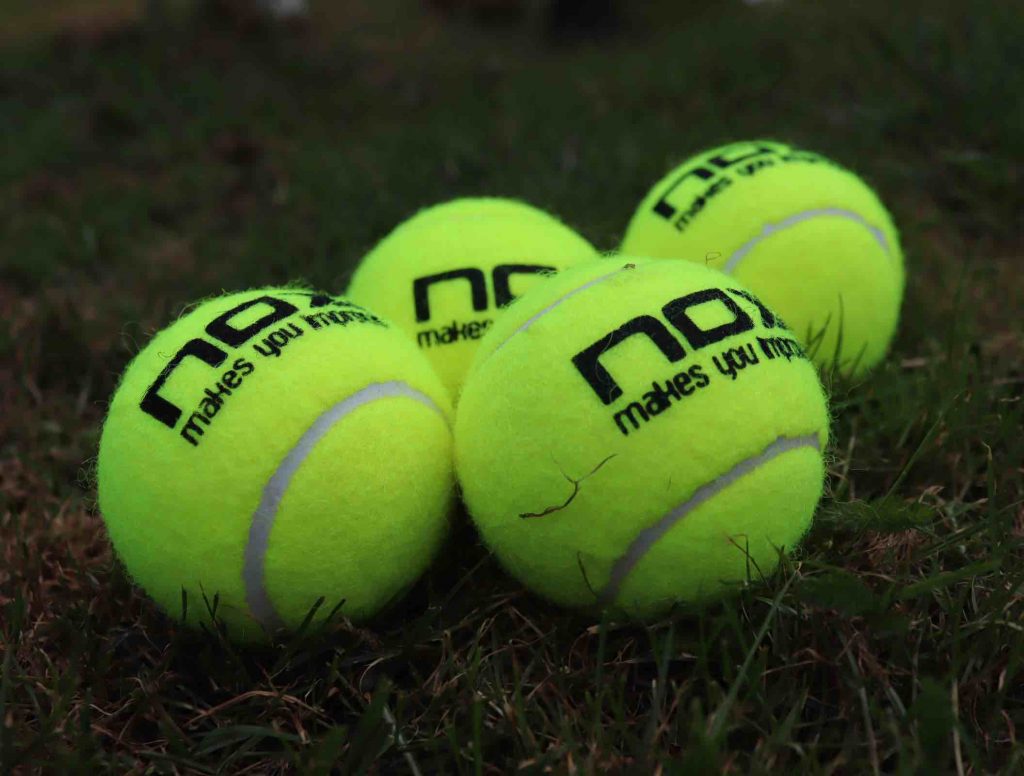 nox padel balls